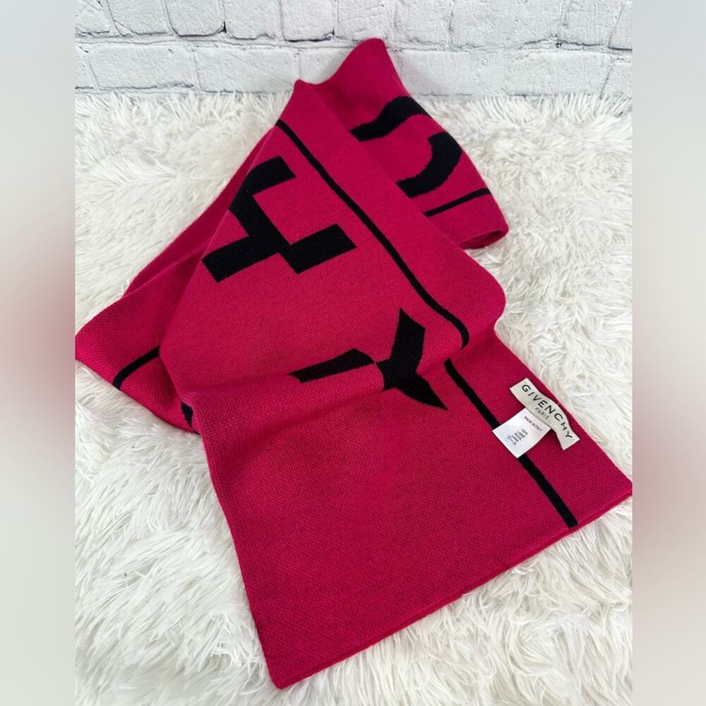 #GIVENCHY Off Center Logo Scarf Fuschia NEW - Picture 5 of 8
